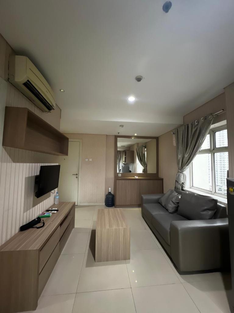 Madison Park Apartment Near Mall Central Park Giacarta Esterno foto